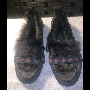 House Of Harlow 1960 Macey Fur Lined Black Moccasins Size 39(8.5)